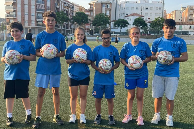 Alguns dels membres del grup Invencibles (Atlètic Club Lloret)