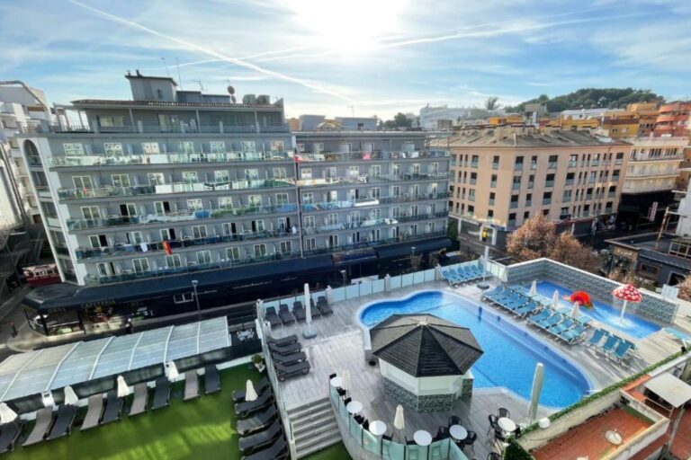 Hotel Maria del Mar (Booking)