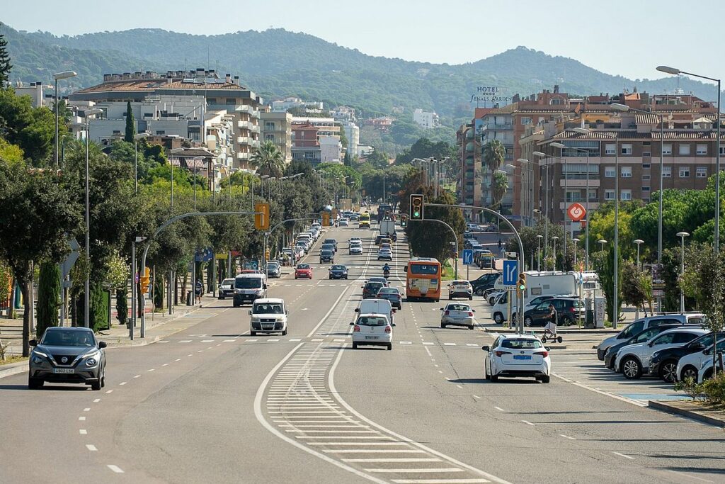 carretera de Blanes a Lloret amb transit