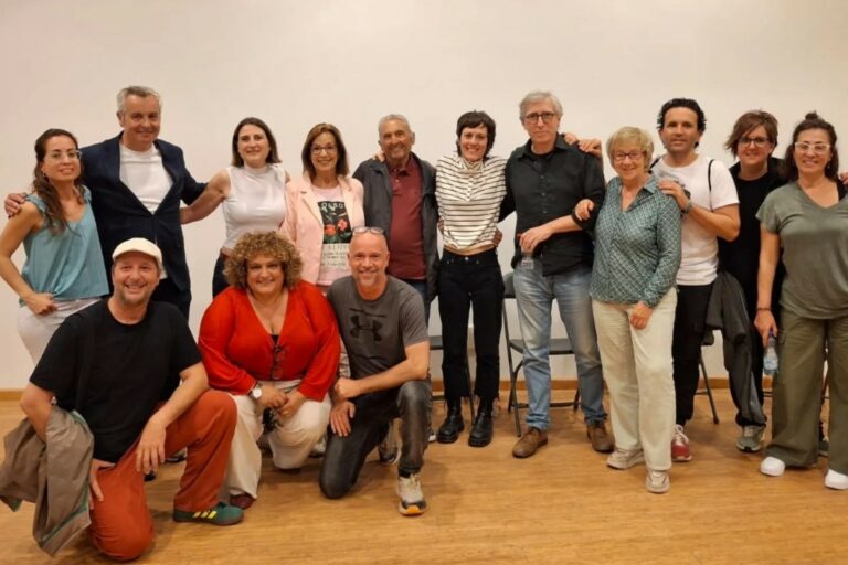 Els Amics del Teatre en una activitat de la temporada passada (Amics del Teatre)