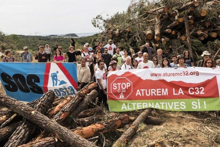 Defensant el territori (Aturem la C32)