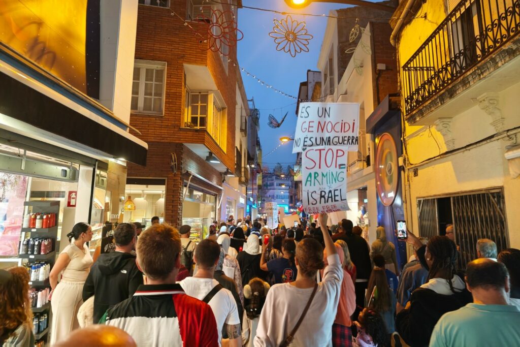 Manifestació per Palestina a Lloret de Mar (Plataforma per la Pau)