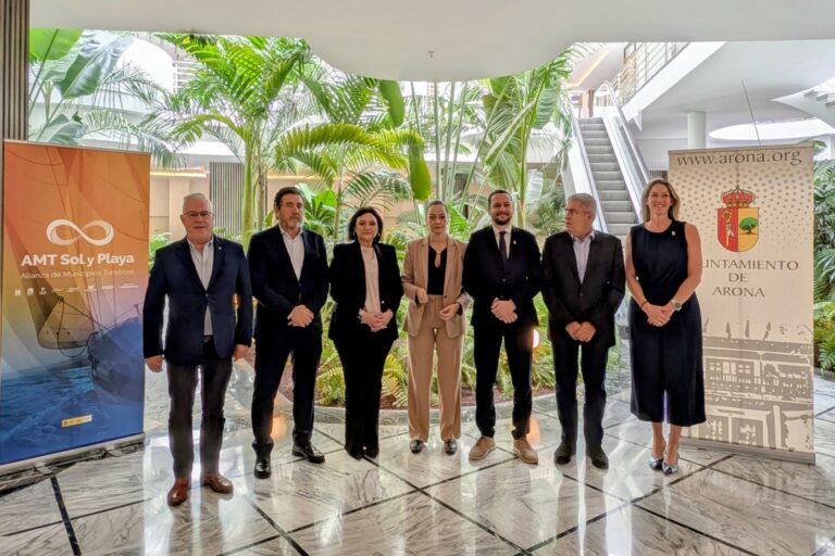 Lloret ha fet el relleu a Arona (AMT)