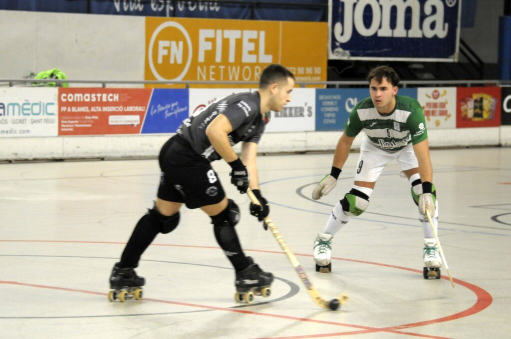 Un moment del partit (Club Hoquei Lloret)