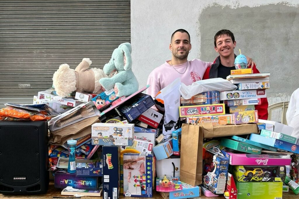 Les joguines recollides a la jornada de l'any passat (77 Feet)