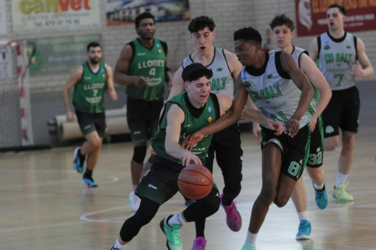 El Bàsquet Lloret en un partit d'aquesta temporada (Pedro Hormigo Portal7esport)