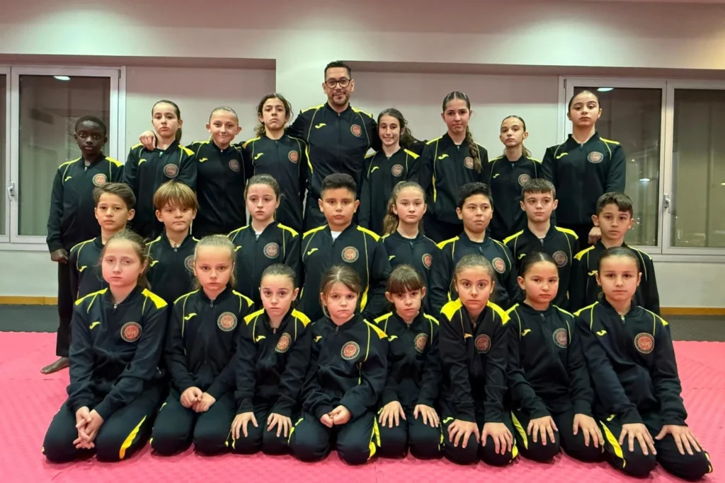 Els participants al Campionat de Catalunya infantil (Karate Driss Academy)