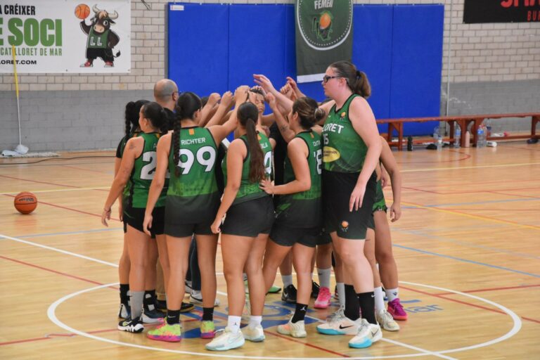 El sènior femení aquesta temporada (Bàsquet Lloret)
