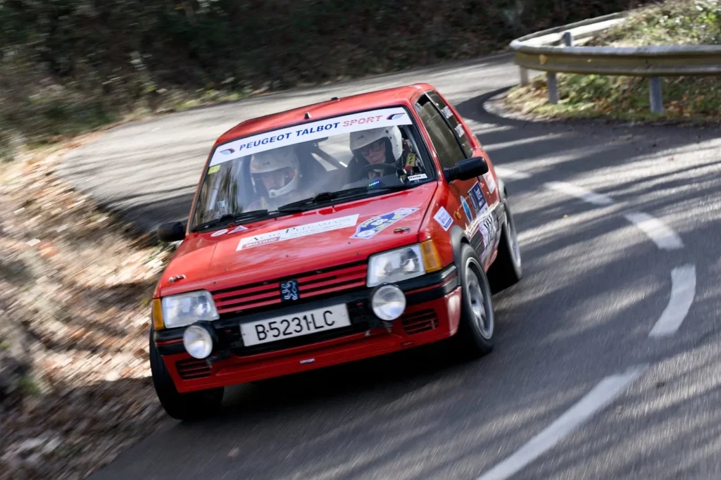 Jordi Auret i Joan Cairó amb el Peugeot 205 GTI (V-Line)