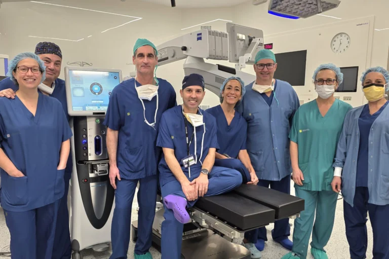equip hospital blanes retina