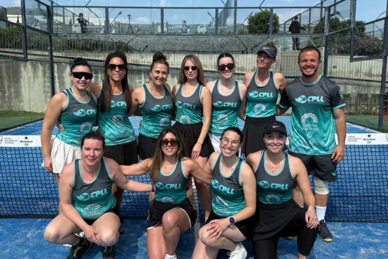 L'equip femeni del Club Padel Lloret