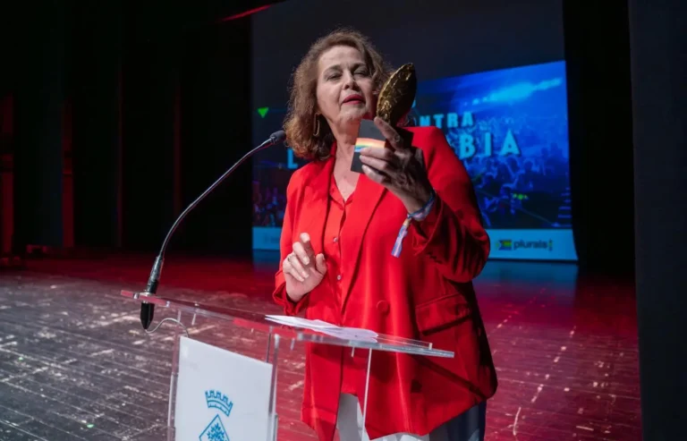 carla-antonelli-tortuga-d-or-2026-senadora