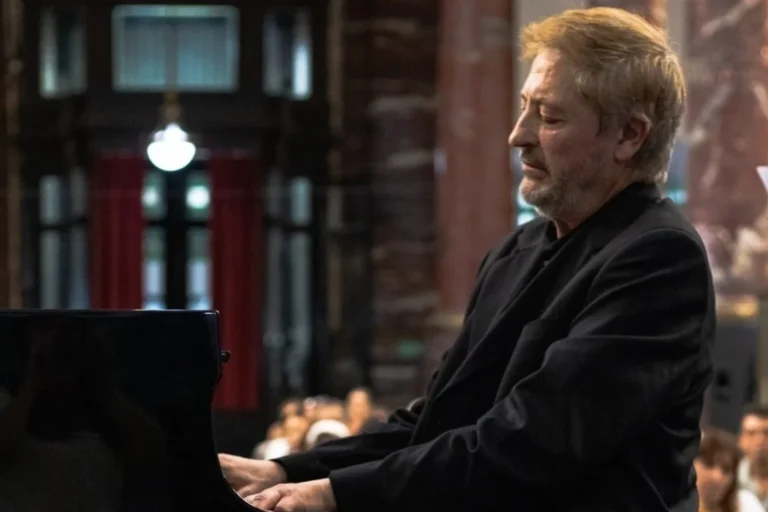 Carlos Acotto piano