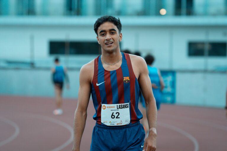 Pel que fa als 1.500 metres, el triomf ha estat per al marroquí Karimz Fartaz en categoria masculina