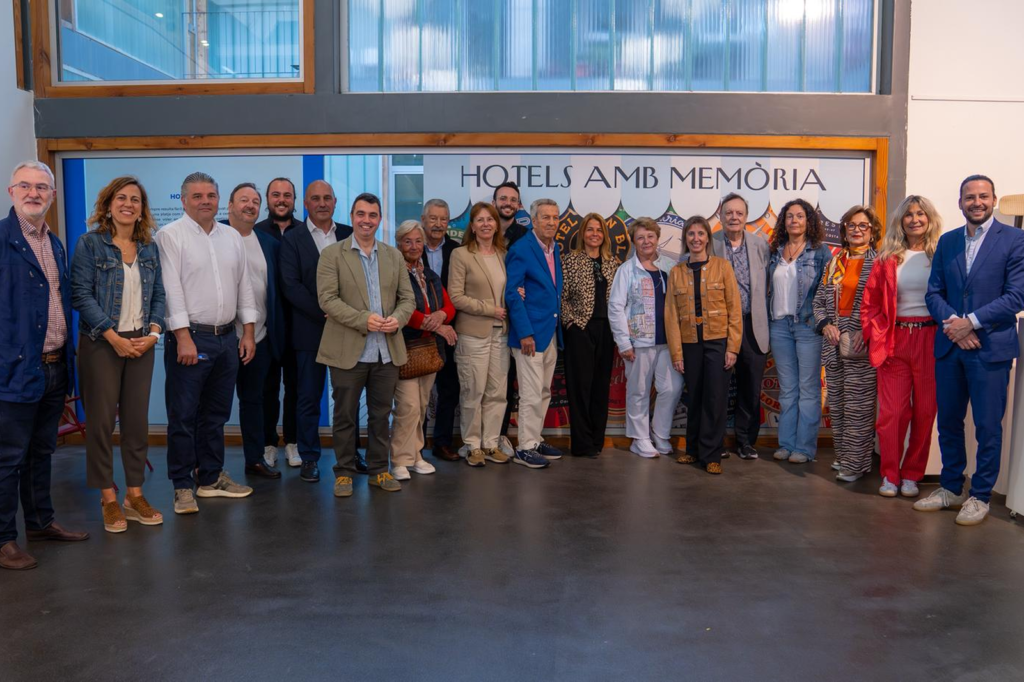 inauguracio exposicio hotels amb memoria