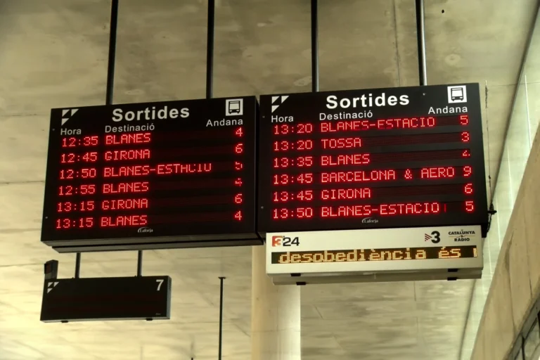 cartell-terminal-lloret-de-mar-1