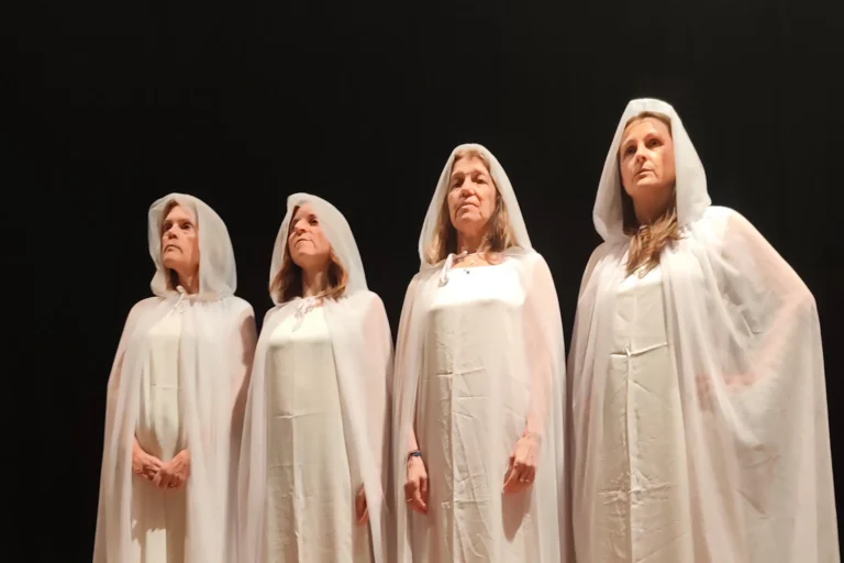 obra de teatre NI AQUI NI ALLA