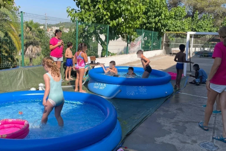 Els infants del casal en remull (Ventijol i Pas a Pas)