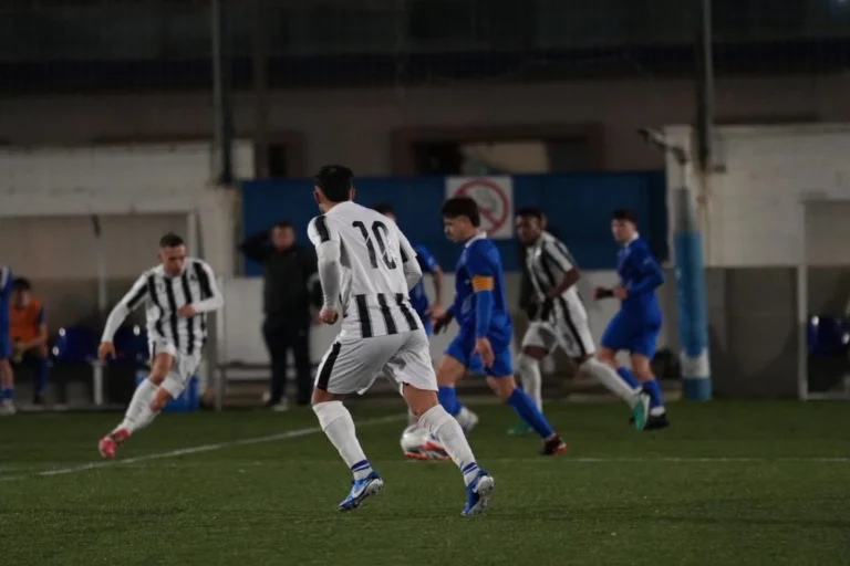 El derbi entre el CF Lloret i la Juve, la temporada passada (DSH Visuals)