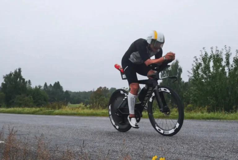 El triatleta Rubén Aragón acaba tretzé al seu segon Ironman de l’any