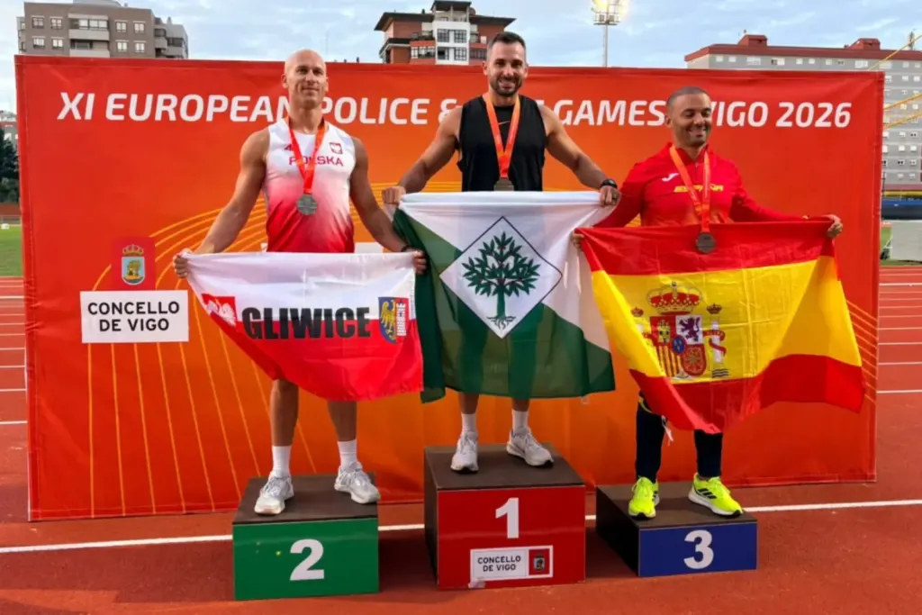 Angelo Cordero al primer graó del podi