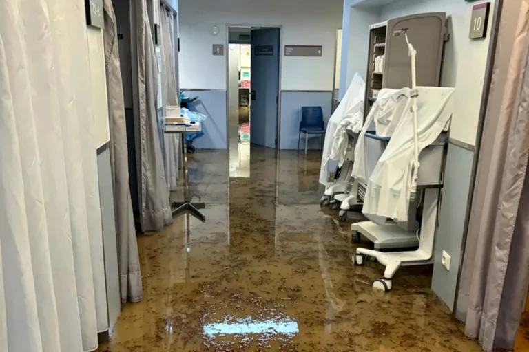 Urgències del Comarcal va quedar inundat