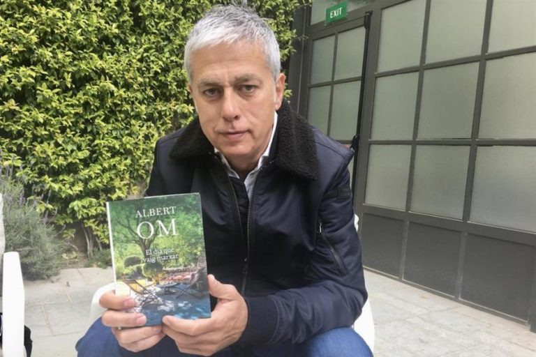 Albert Om presenta el llibre ‘El dia que vaig marxar’ a Lloret