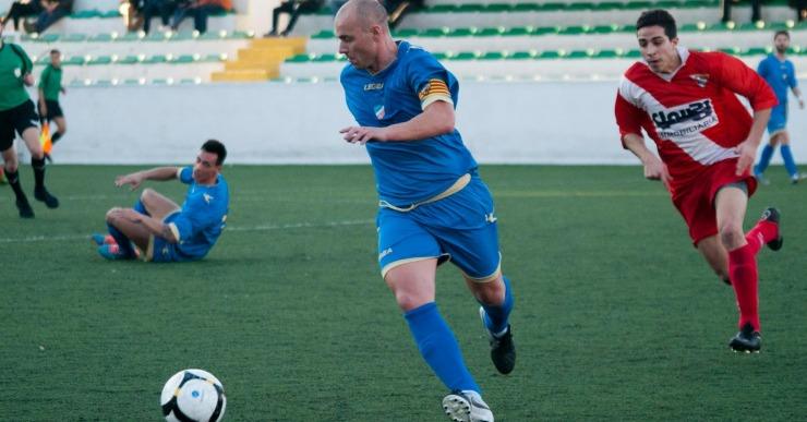 Emotiu comiat del Lloret de futbol a Àlex Bertran