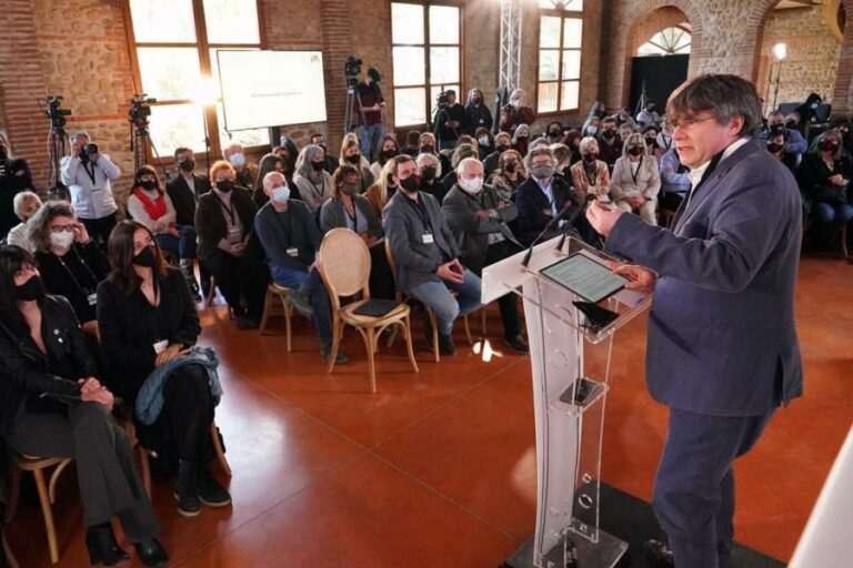 Assemblea per votar Carles Puigdemont com a president del Consell per la República