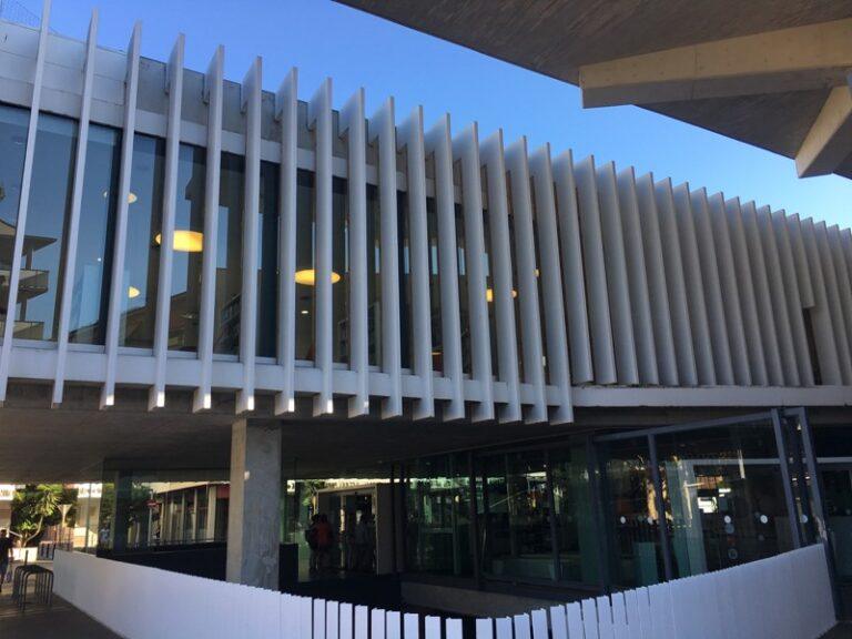 Prop de 600 estudiants utilitzen la Biblioteca en horari nocturn