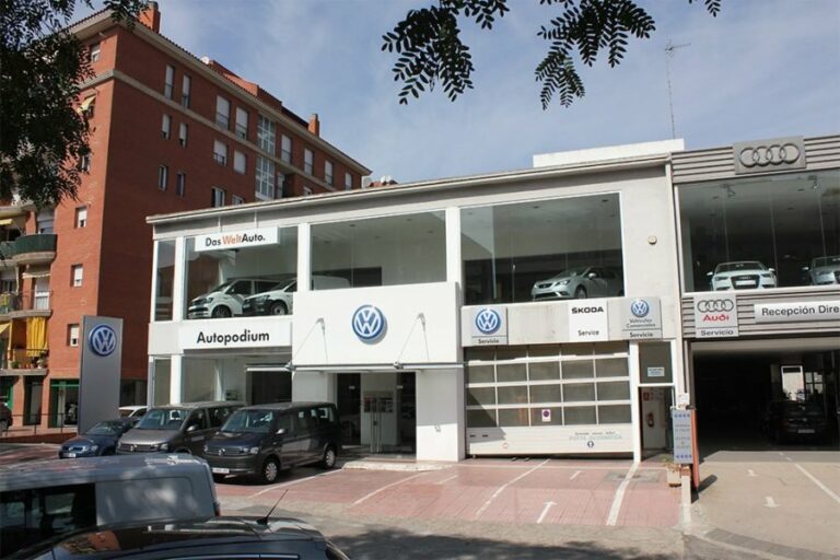La seu del concessionari Autopodium a Lloret.