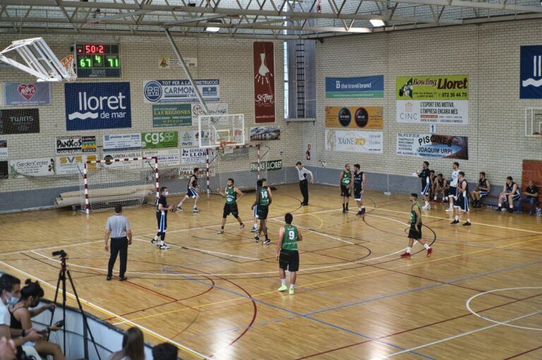 Un partit del Bàsquet Lloret