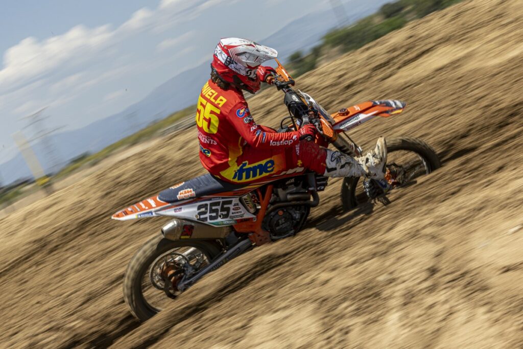 Daniela Guillén, durant la cursa (MXGP)