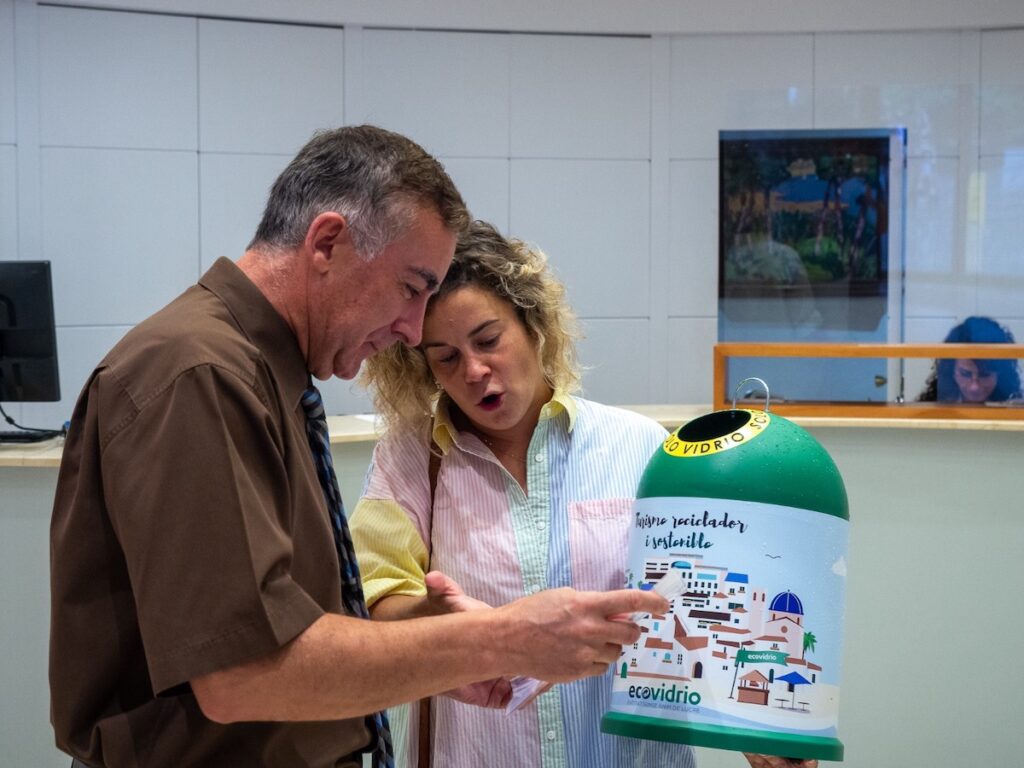 Fent el reconeixement a l'Hotel Garbí (Ajuntament de Lloret)