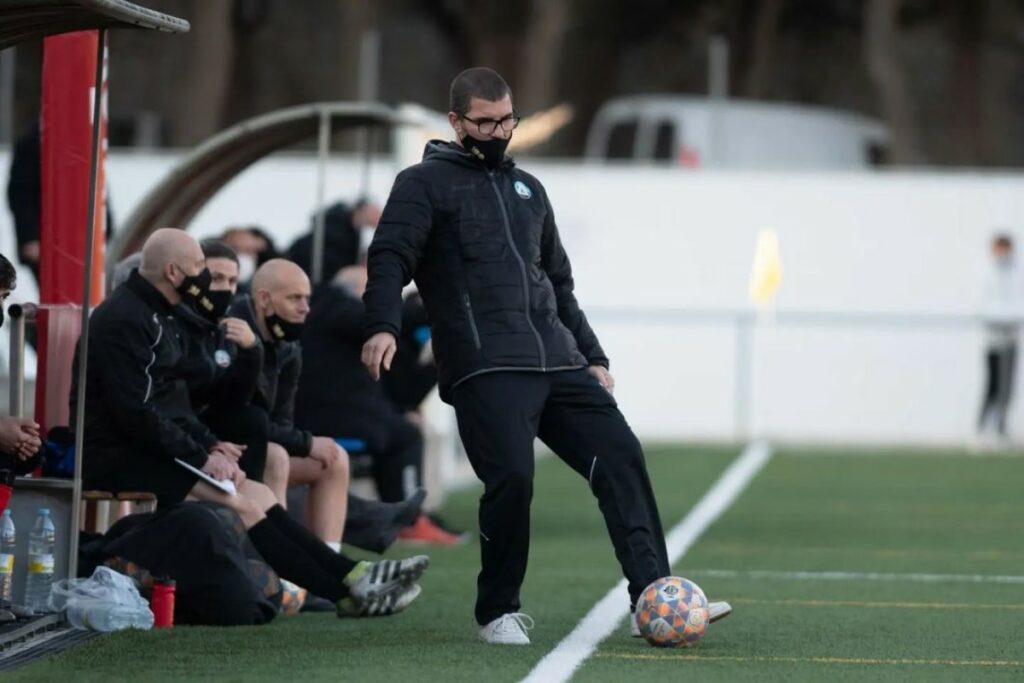 Edu Urdiales, la temporada passada (UE Tossa)