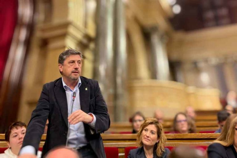 Jordi Orobitg al Parlament (Jenn Díaz)
