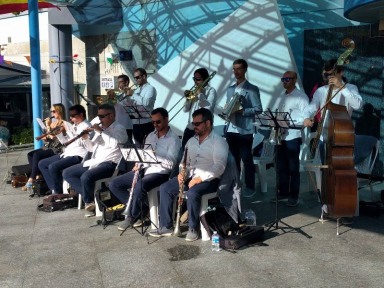 La cobla Flama de Farners ofereix l’audició d’aquest dissabte a la plaça de la Vila