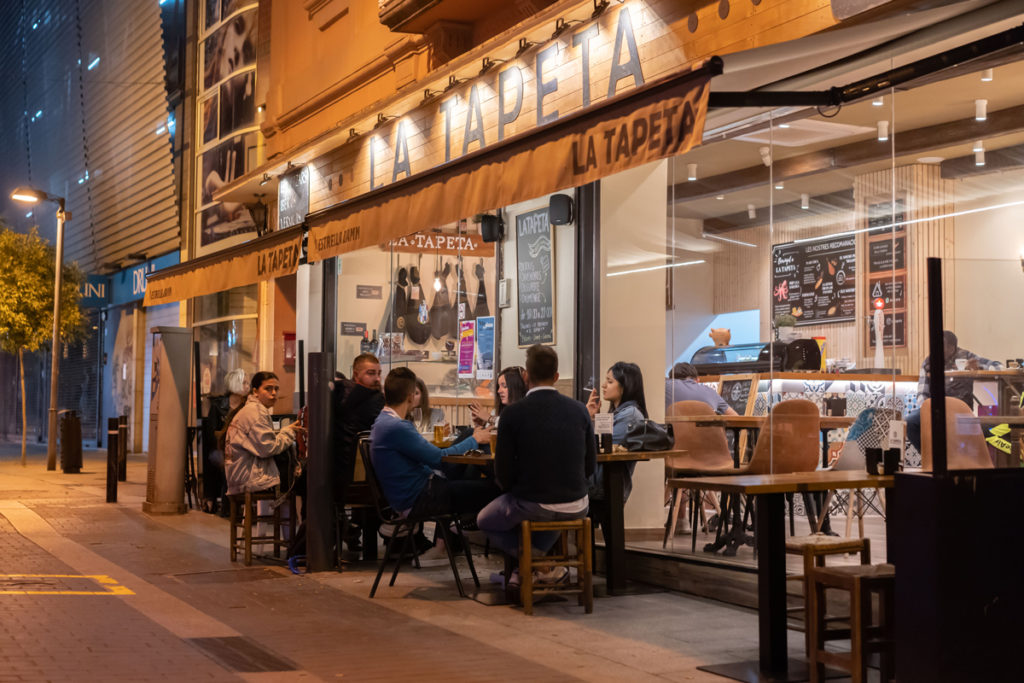 La Tapeta, aquest diumenge a la nit, en el dia de la reobertura de la restauració a les nits