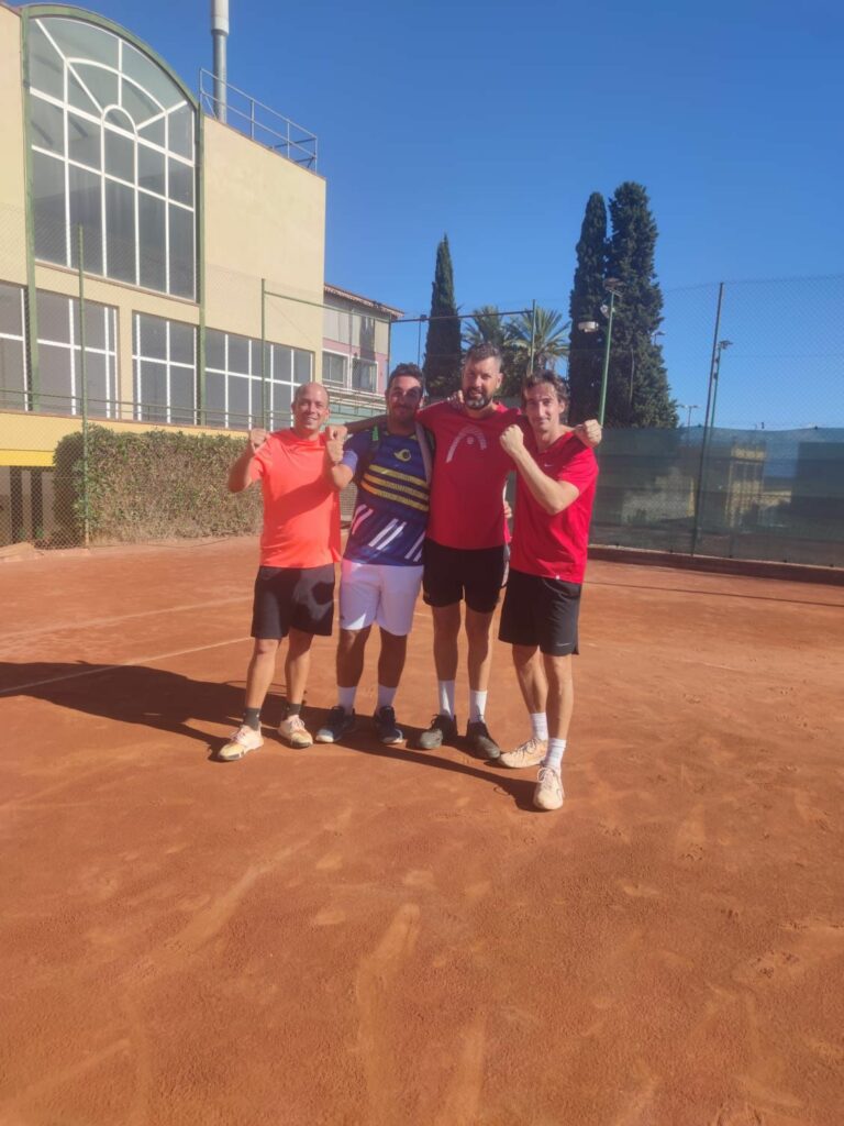 L'equip sènior +30 (Club Tennis Lloret)