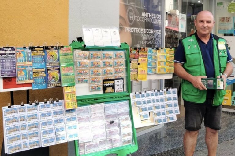 Manuel Romero, venedor de la ONCE