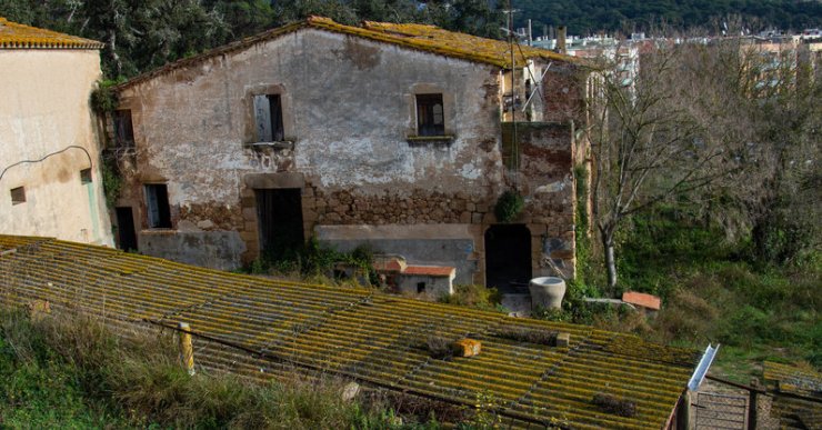 L’Ajuntament rehabilitarà la masia de Can Buch per garantir-ne la seguretat i la preservació