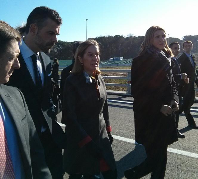 Ana Pastor inaugura el nou tram desdoblat de N-II, entre Caldes i Sils
