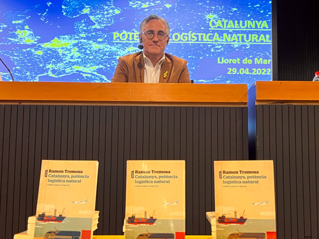 El diputat Ramon Tremosa (JuntsxCat) a la presentació del seu últim llibre