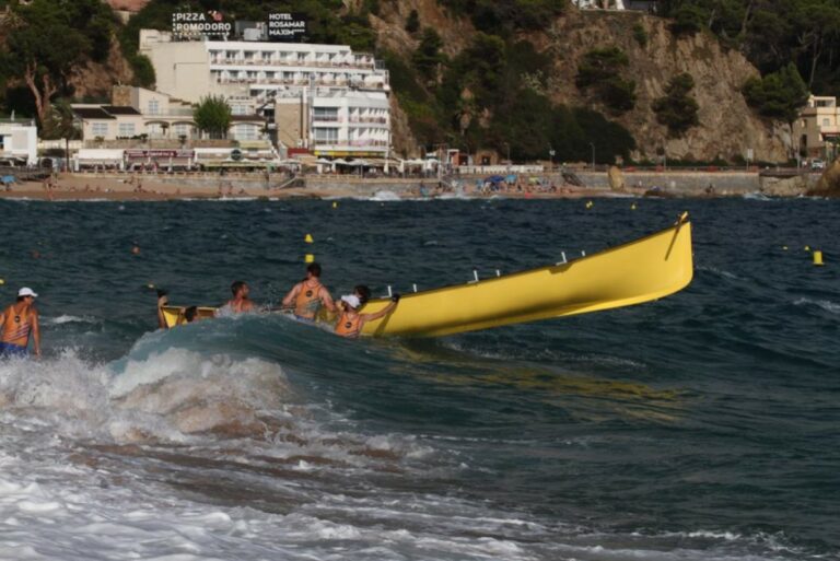 La mala mar i el fort vent van marcar la regata d'aquest diumenge