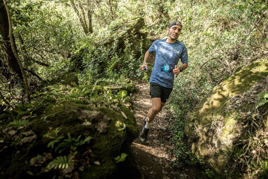 David Cazalla durant la cursa (Trail Rocacorba)