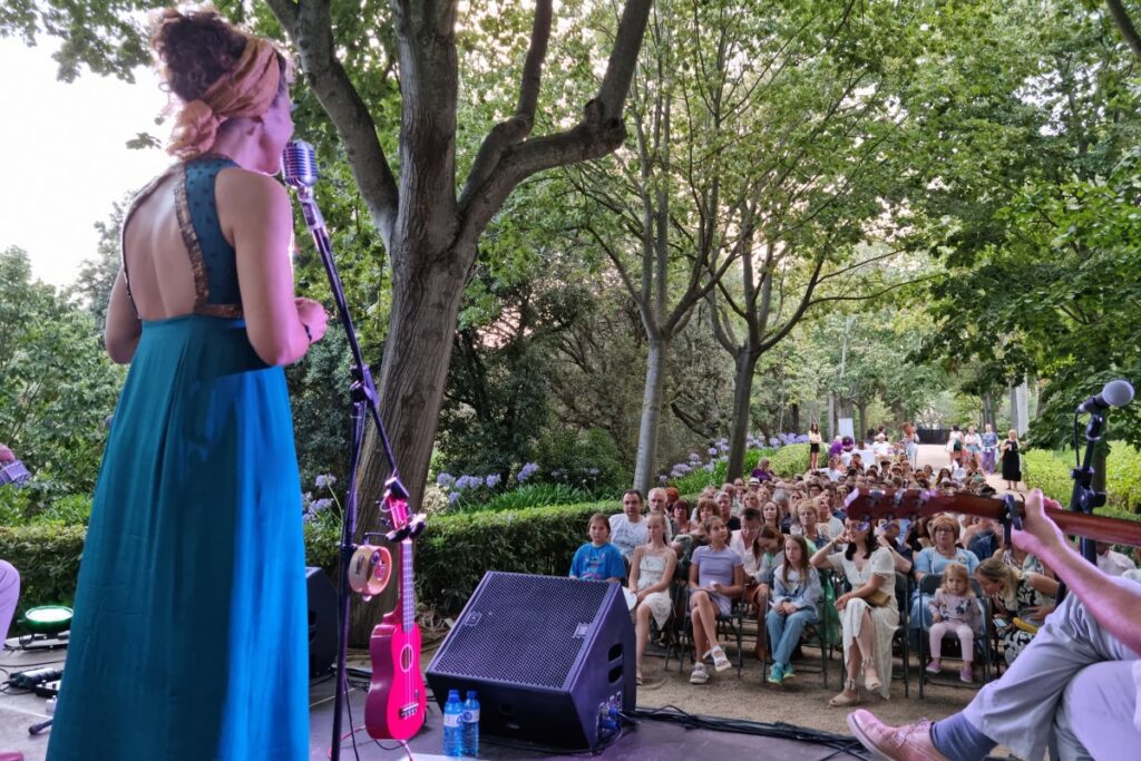 Un dels concerts de commemoracio dels 25 anys de gestio publica als Jardins de Santa Clotilde