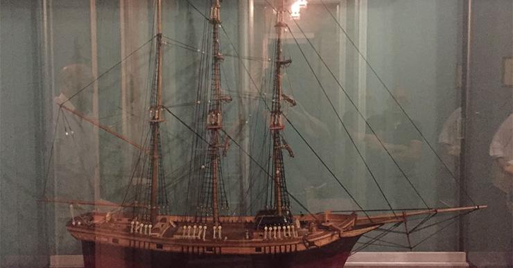 El lloretenc Jordi Rocas elabora la maqueta del ‘Jaruco’ en 800 hores i nou mesos