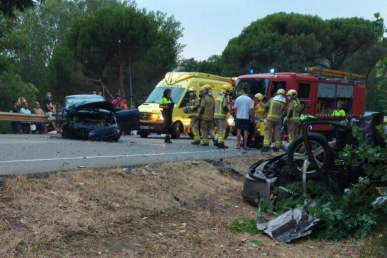 L'accident a la C-63 va ser aparatós, però només hi ha un ferit de poca gravetat