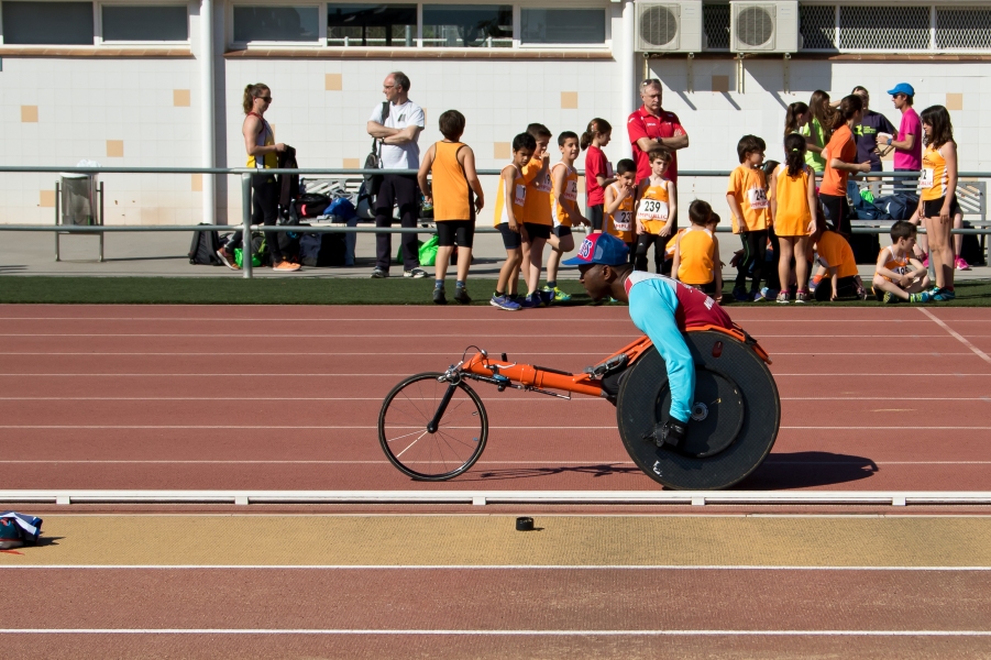 Prova d'atletisme adaptat.