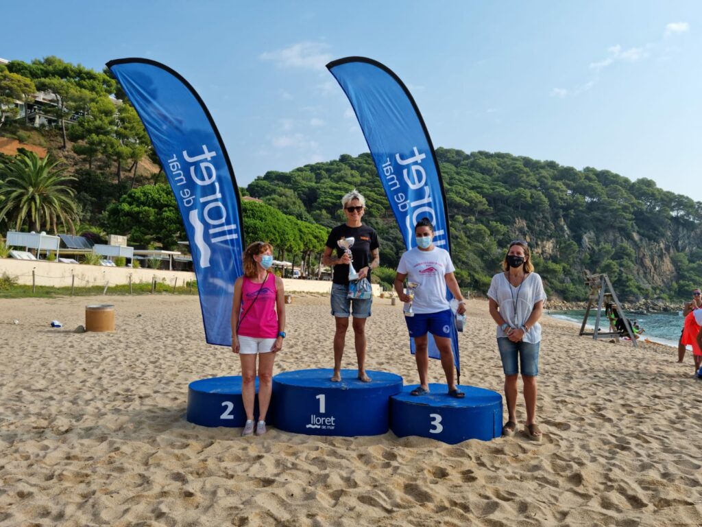 Guanyadors de la 1a travessia de Lloret, feta el 26 de setembre del 2021.